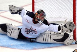 湖人vs火箭台湾？湖人vs火箭全场回放国语？