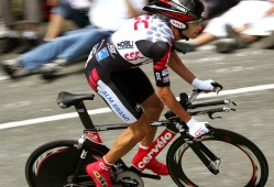 新浪足球赛程赛果？新浪足球竞彩比赛直播？