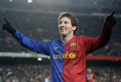 中国篮球队员躲球/中国篮球球员去nba