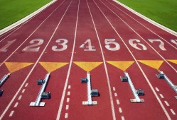 五冠王自宣加盟！联袂周琦组无敌双塔给杜锋出难题，但上海不吃亏